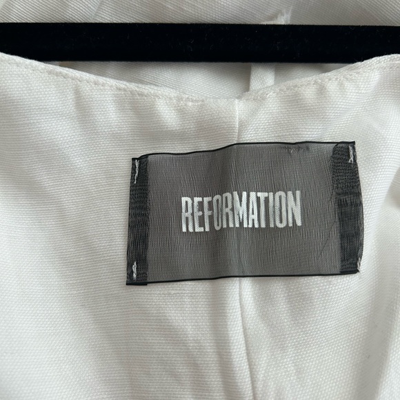 Reformation Linen Dress with adjustable straps. Brand New with tag attached. - Picture 4 of 7
